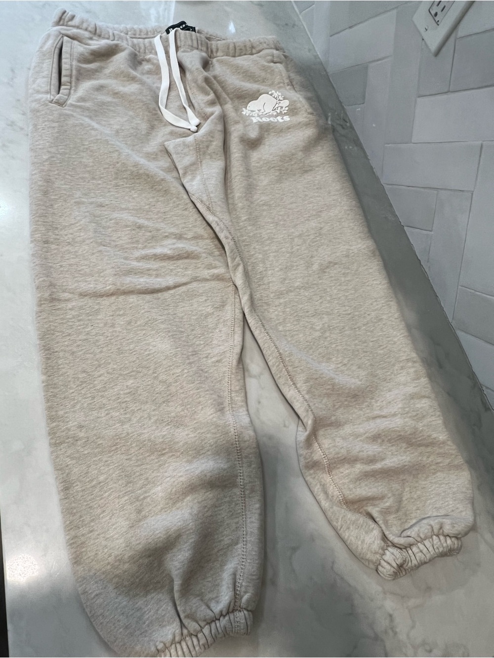 Roots Men’s Neutral Beige Sweatpants with White Drawstring - Picture 7 of 8
